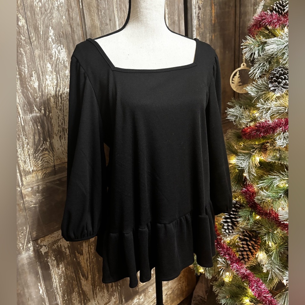 Elegant Black Square Neck Blouse